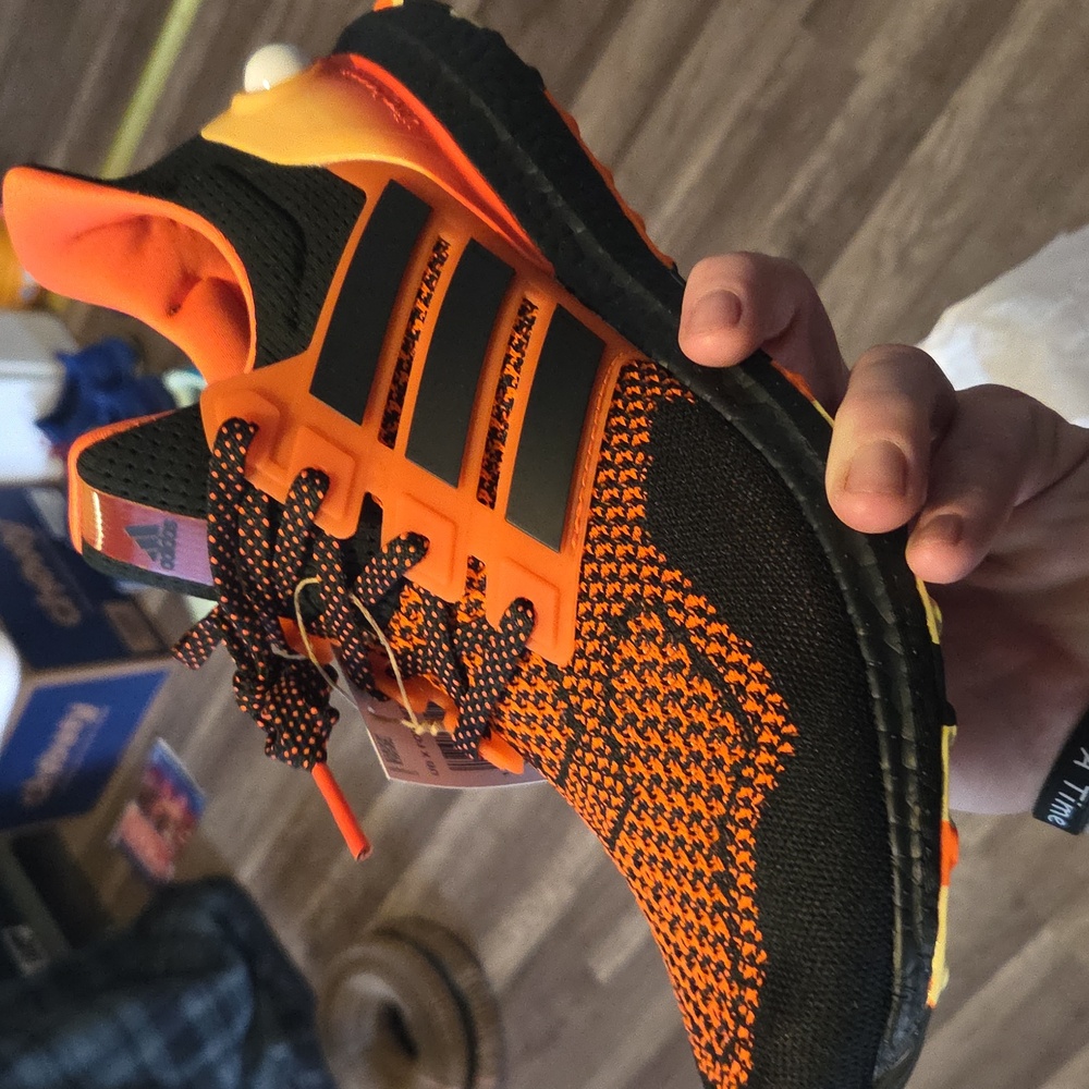 Ultraboost 1.0 Fortnite Colaboration - Picture 2 of 11